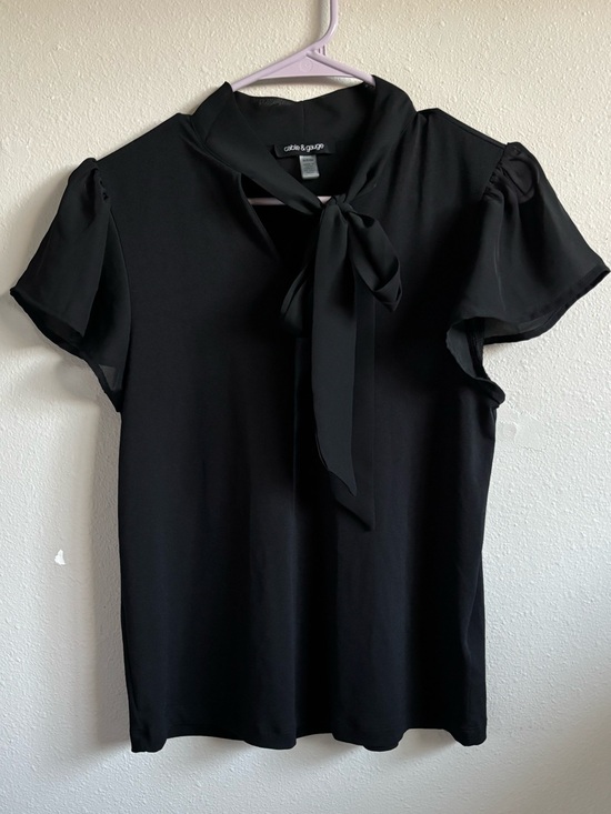 Cable & Gauge Tops - Cable & Gauge Flutter Sleeve Tie Neck Short Sleeve Blouse Black S Feminine Top